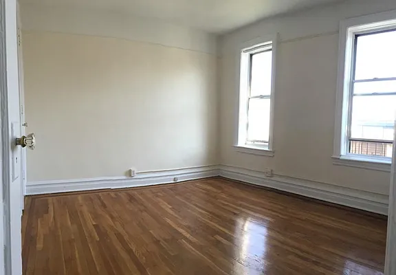 Rented by FirstService Realty (legacy) | media 37