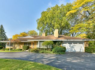 1000 Barton Ct, Glenview, IL