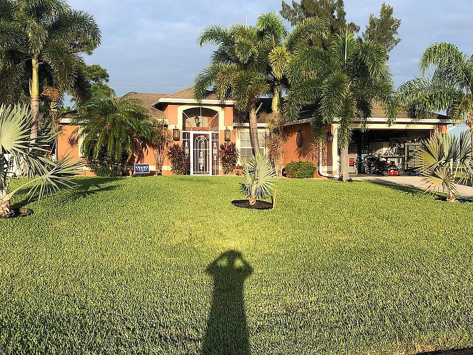 1st image of 926 NE Juanita Pl