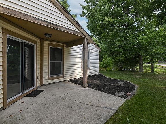 4th image of 7658 Willowood St