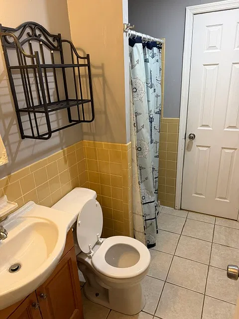 504 NW Wedgewood Dr — Photo 4