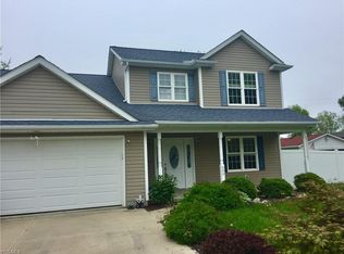 609 W Shore Blvd, Sheffield Lake, OH 44054