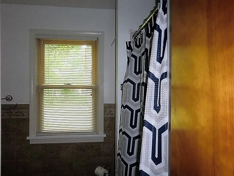 109 Westmoreland Dr — Photo 11