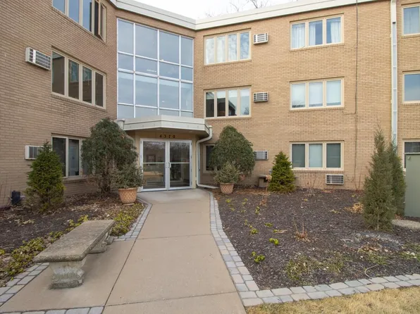 4370 Brookside Ct APT 208, Edina, MN 55436