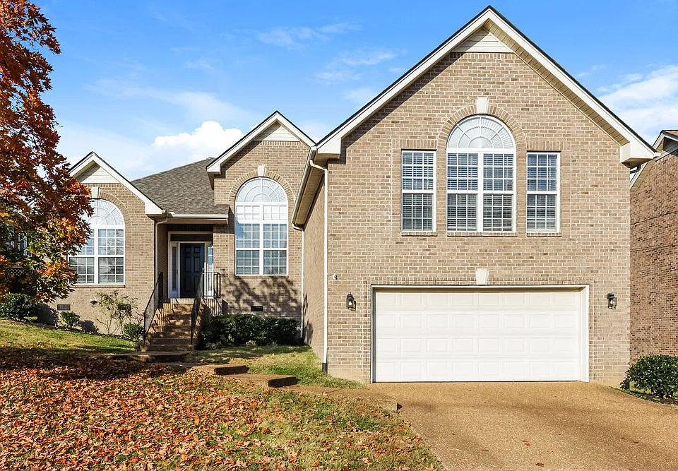 7405 Campton Rd