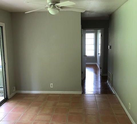 4th image of 3731 Invicta Dr