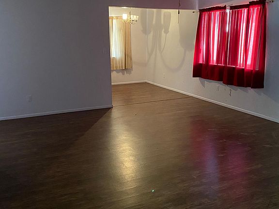 2nd image of 1703 E 22nd St