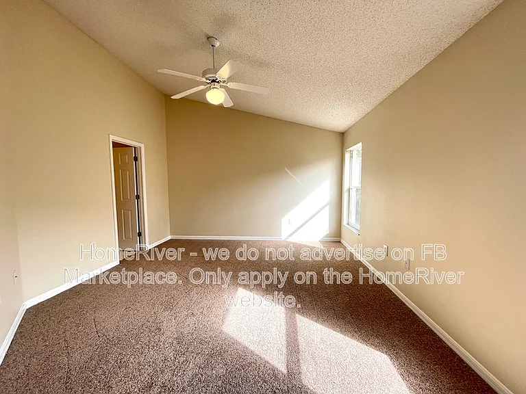 2141 Hunters Greene Dr — Photo 13