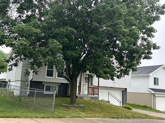 3rd image of 8315 Hanover St