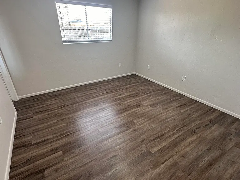 1050 W Romo Jones St — Photo 17