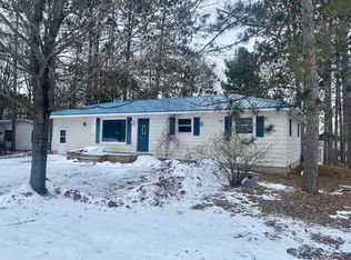 7091 Chicago St, Alanson, MI 49706