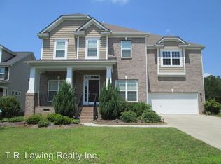 8220 Penman Springs Dr, Waxhaw, NC 28173