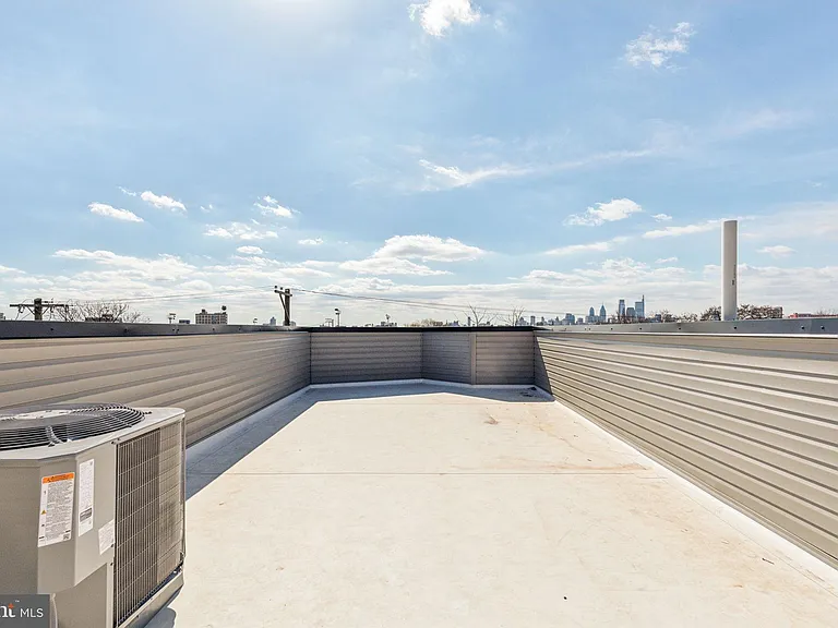 415 W York St #2 — Photo 20