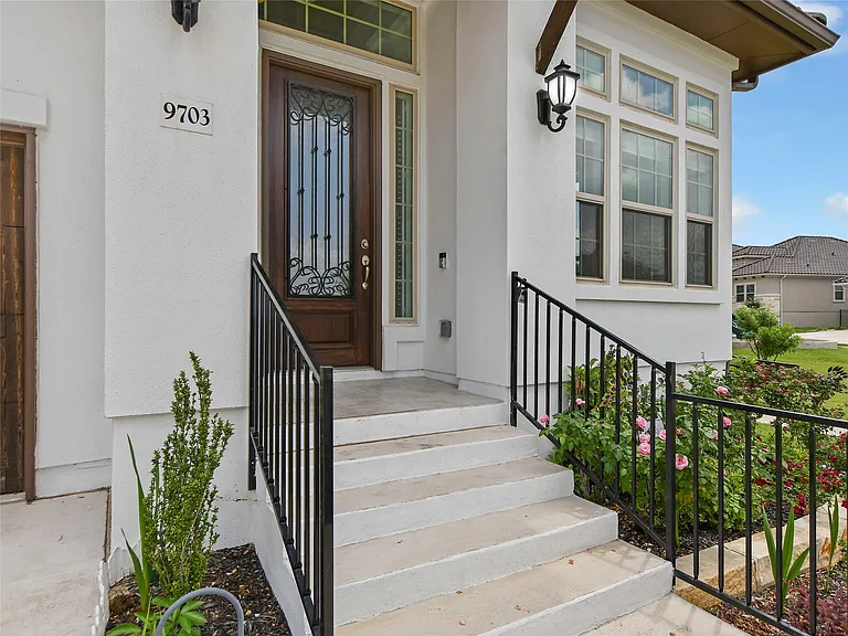 9703 Bayshore Bnd #81 — Photo 3