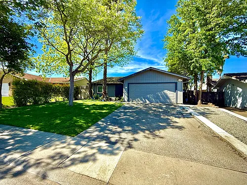 8077 Cornerstone Way Photo 1
