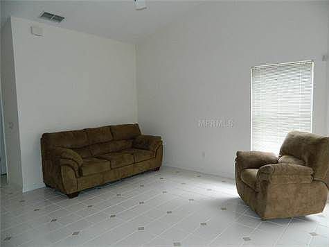 5th image of 1731 Country Club Blvd
