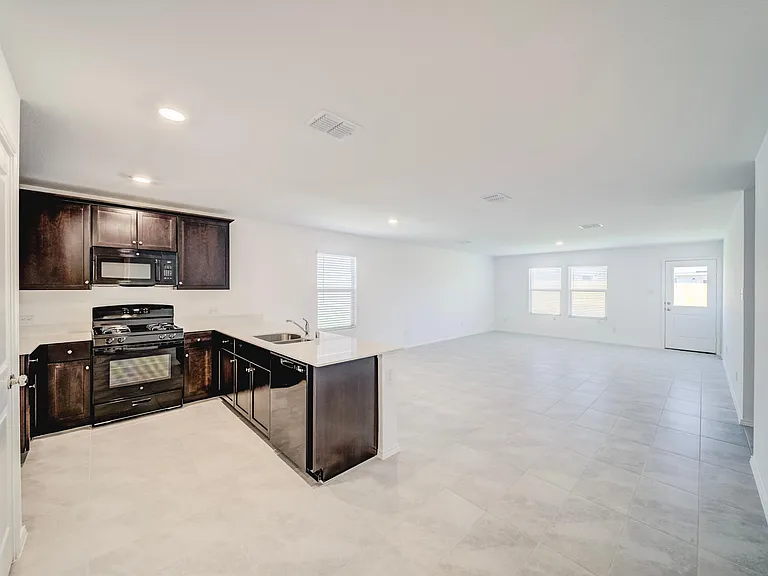 352 Sun Bluff Rd — Photo 13