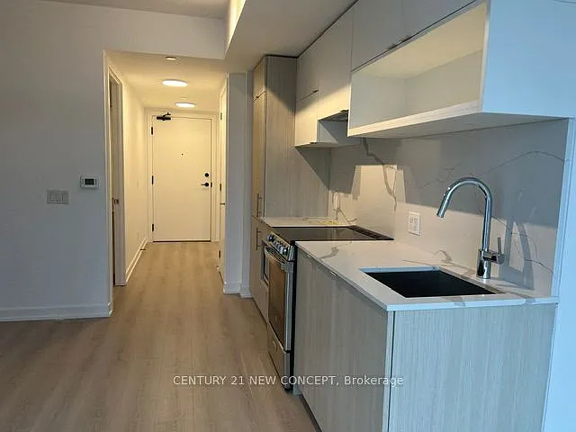 100 Queens Park #2510 — Photo 4