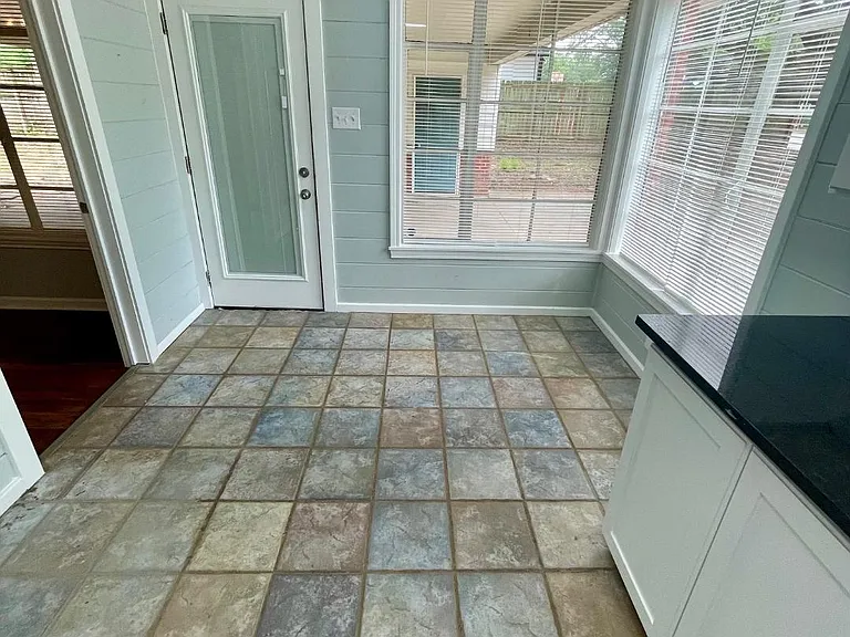 201 Jewel Dr — Photo 13