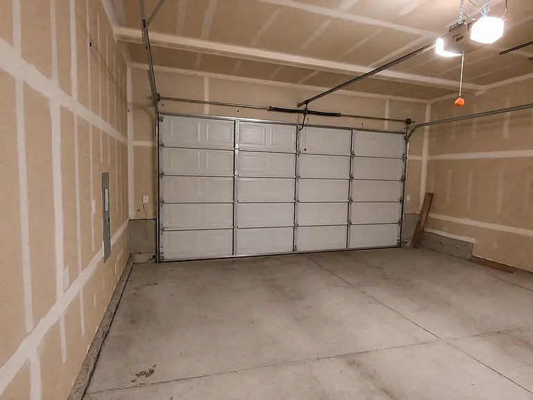 8881 Silverspot Dr SE — Photo 17
