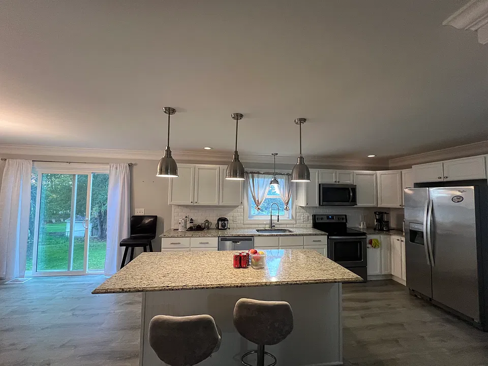 1 Finch Ct