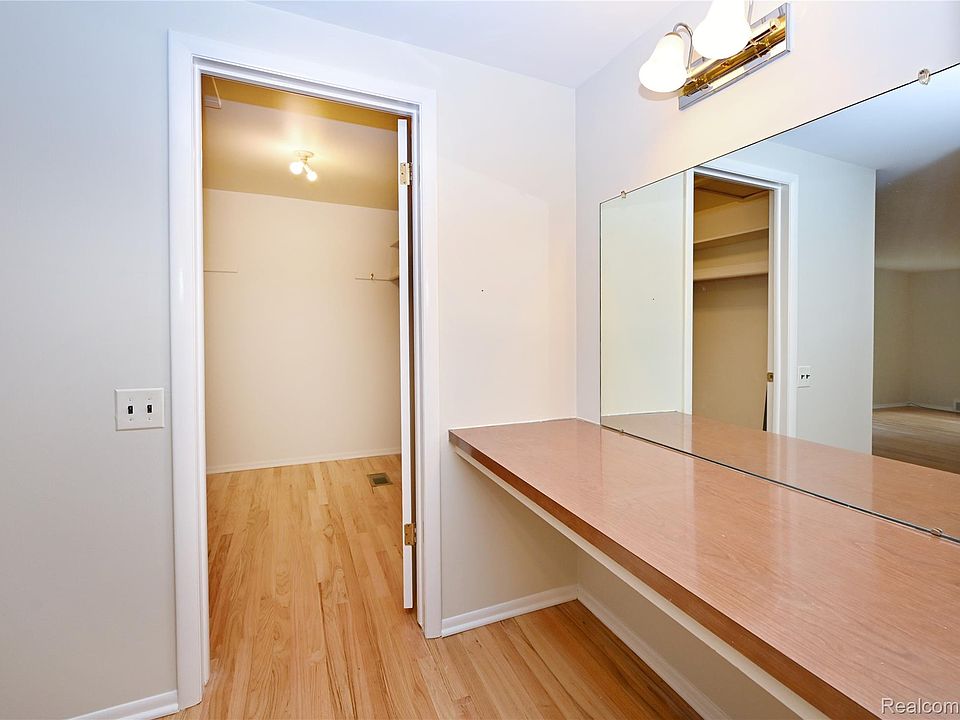 20011 Carriage Ln, photo 21
