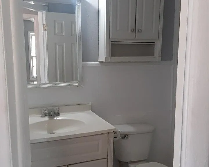 614 N I St — Photo 6