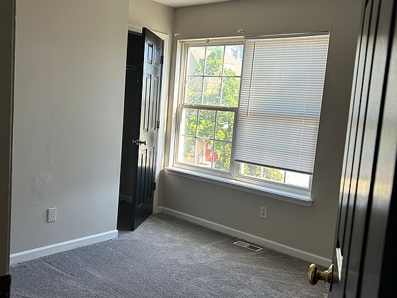 3rd image of 6211 Heisley Ave