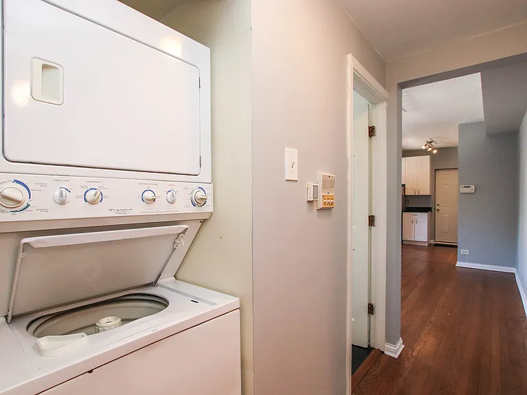 1626 W Farwell Ave #1F — Photo 14