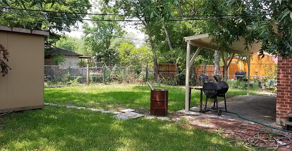 2nd image of 2829 Garapan Dr