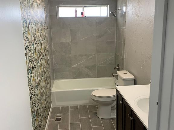 5th image of 2128 NW 113th St
