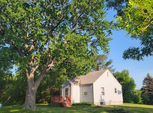 2245 N Pine Lake Rd, Cambridge, MN 55008