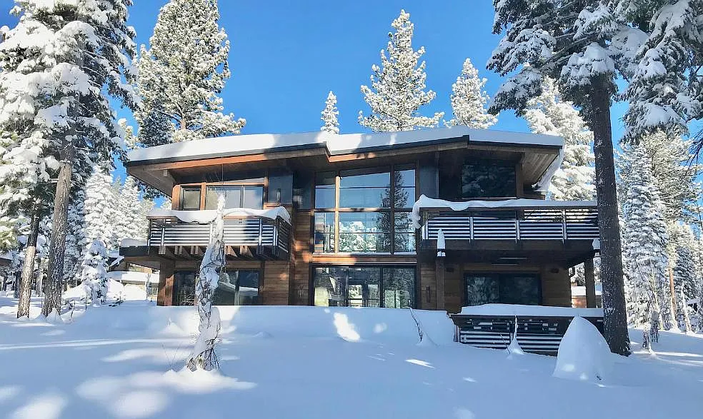 5 bed, 4.5 bath, 3375 sqft, $18,000 — Photo 4