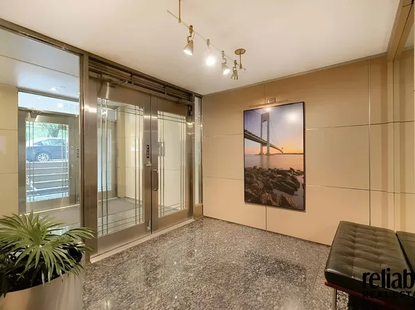 9935 Shore Road image 13 of 15