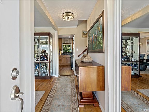 4th image of 34 Glenbrook Road