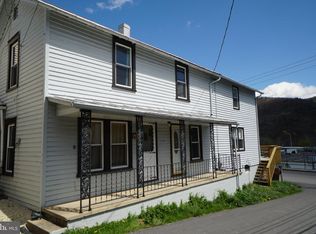 18 Spruce St, Franklin, WV 26807