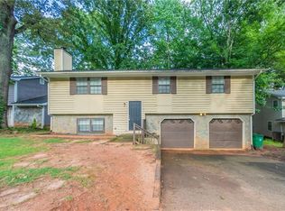 1104 To Lani Farm Rd, Stone Mountain, GA 30083