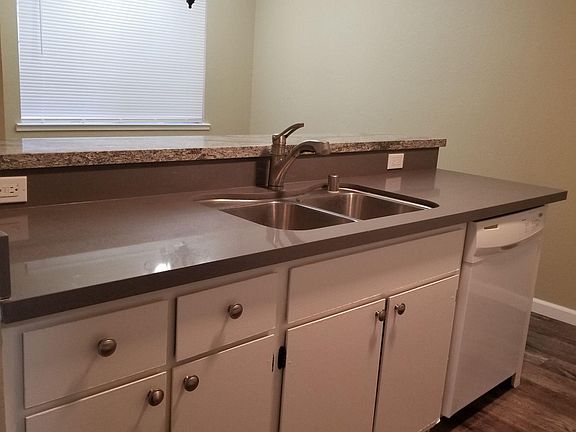 2nd image of 400 Del Verde Cir Unit 4