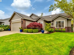 783 Old Orchard Ln, Springfield, OR 97477