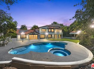 3856 Vista Linda Dr, Encino, CA 91316