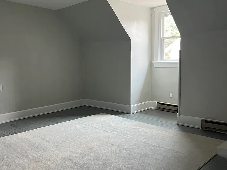 141 S Main St — Photo 8