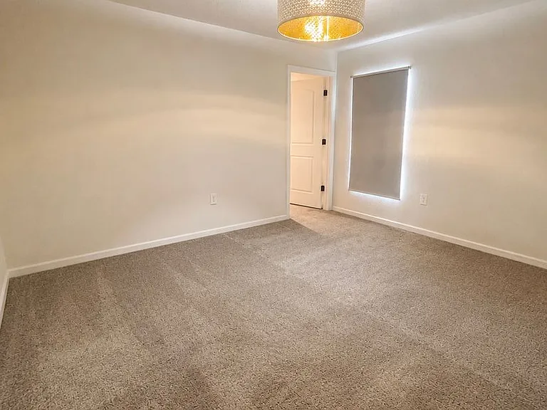 251 Breakwater St SE — Photo 8