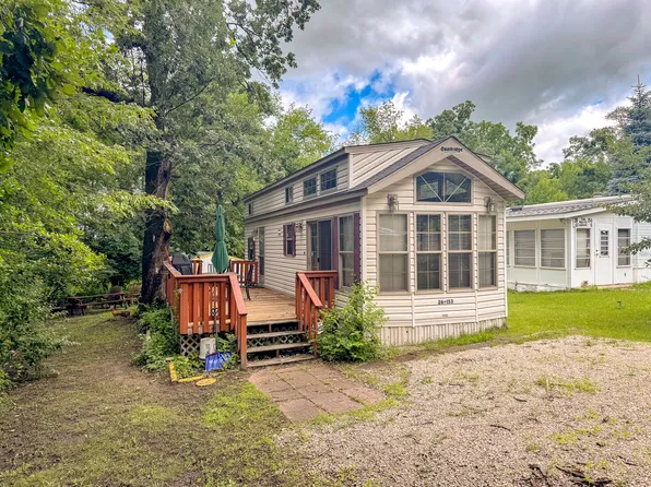 26/153 Woodhaven Dr E, Sublette, IL 61367