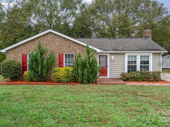 8342 Kapplewood Ct, Charlotte, NC 28226