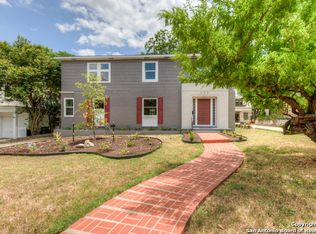 208 Belvidere Dr, Olmos Park, TX 78212