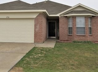 8736 Arcadia Park Dr, Fort Worth, TX 76244