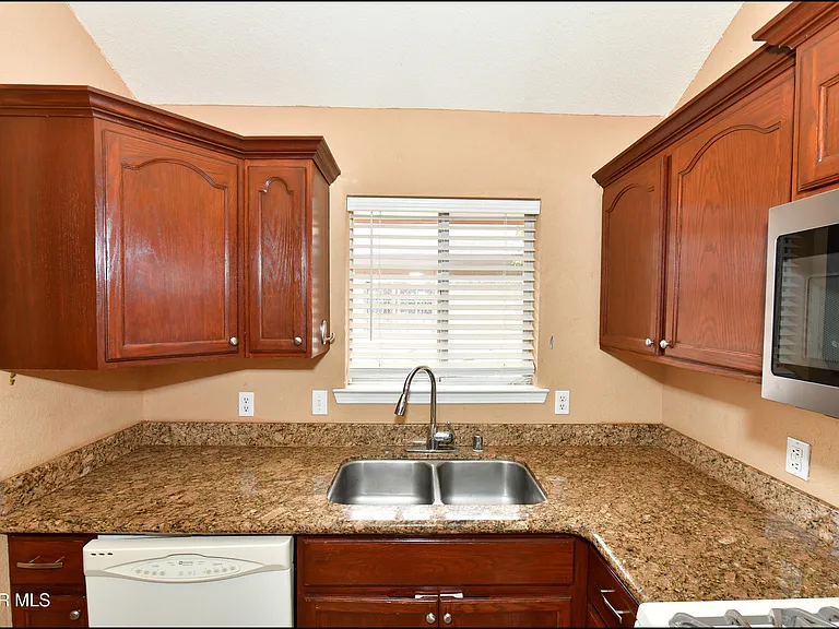 7737 Plaza Azul Rd — Photo 13