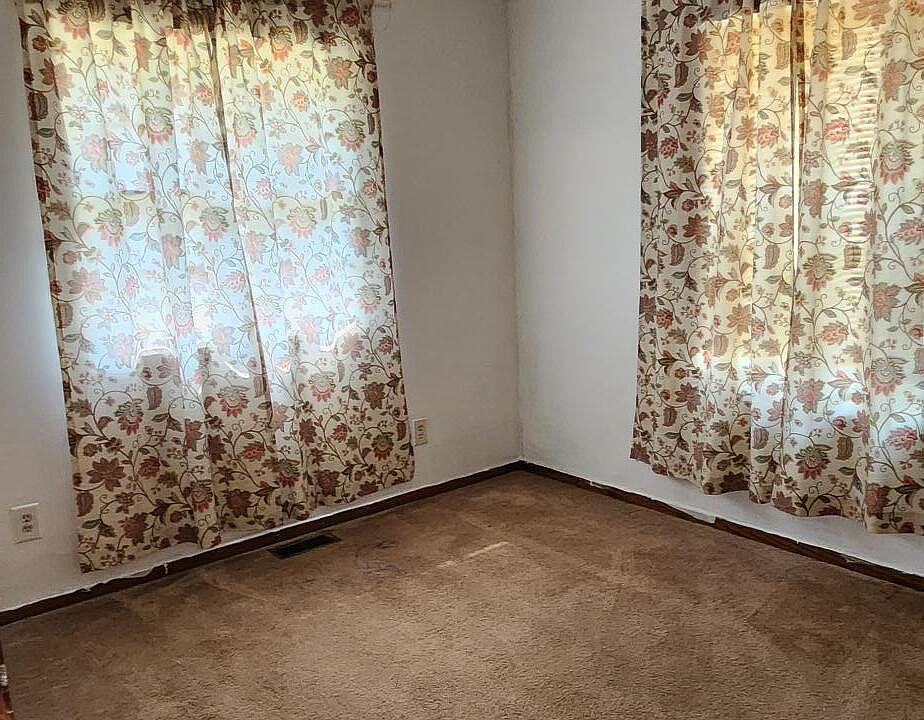 3241 Stabler St, Lansing, MI 48910 Zillow