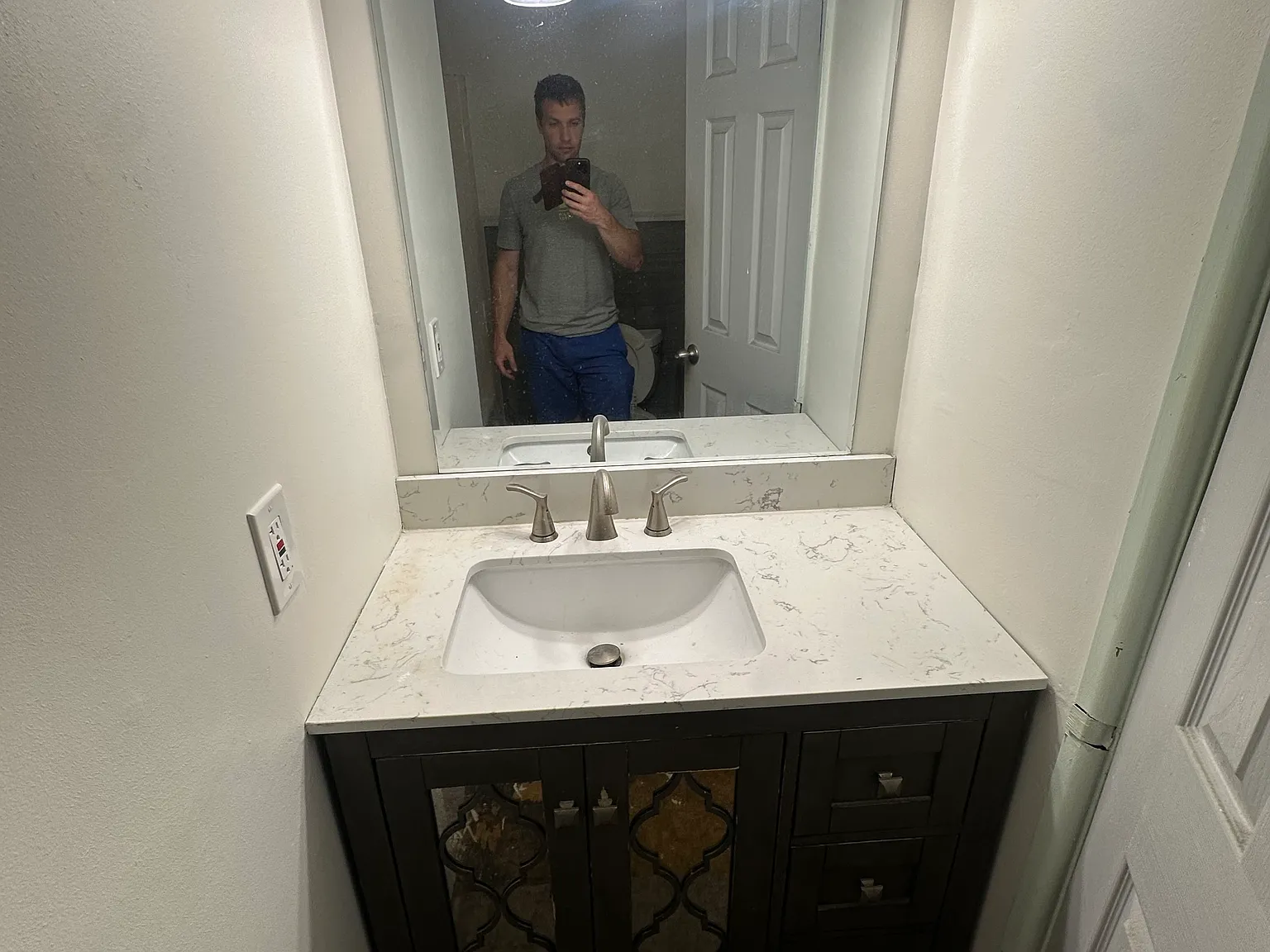 2 bed, 877 sqft, $1,750 — Photo 3