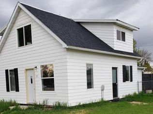123 Church St #1, Ray, ND 58849